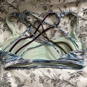 Lulu Lemon Sports Bra